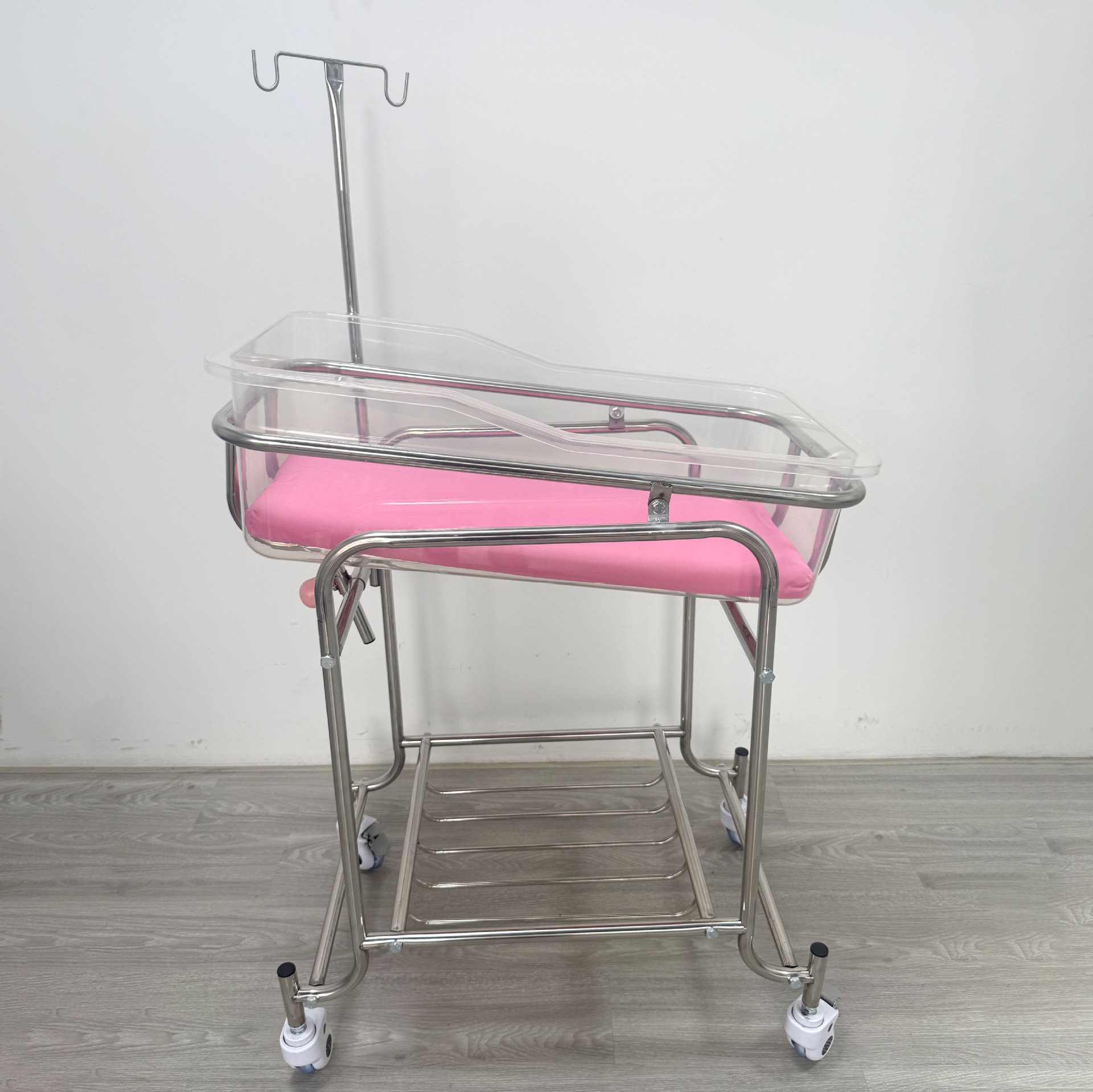 Carrinho de Bebê em Aço Inoxid - Baby Nursery Trolley avaliação e preço